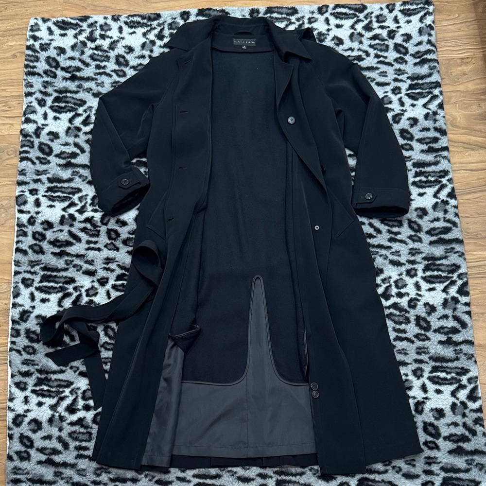 Gallery Black Trench Coat With Detachable Hood - Picture 7 of 8